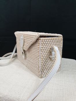 Tas Rotan Amplop