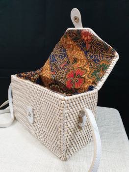 Tas Rotan Amplop